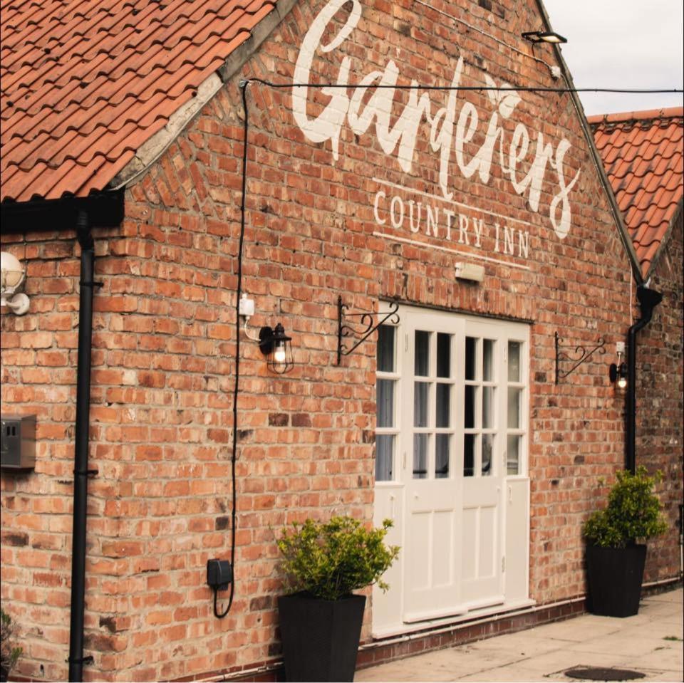 The Gardeners Country Inn Goxhill  Eksteriør billede